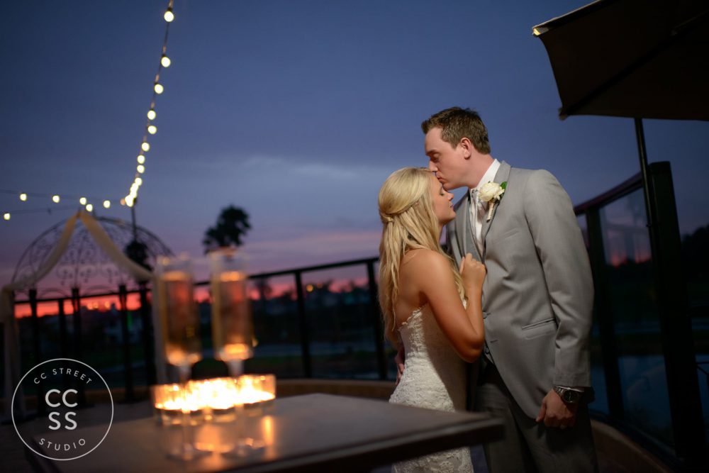 ocean sunset wedding photos