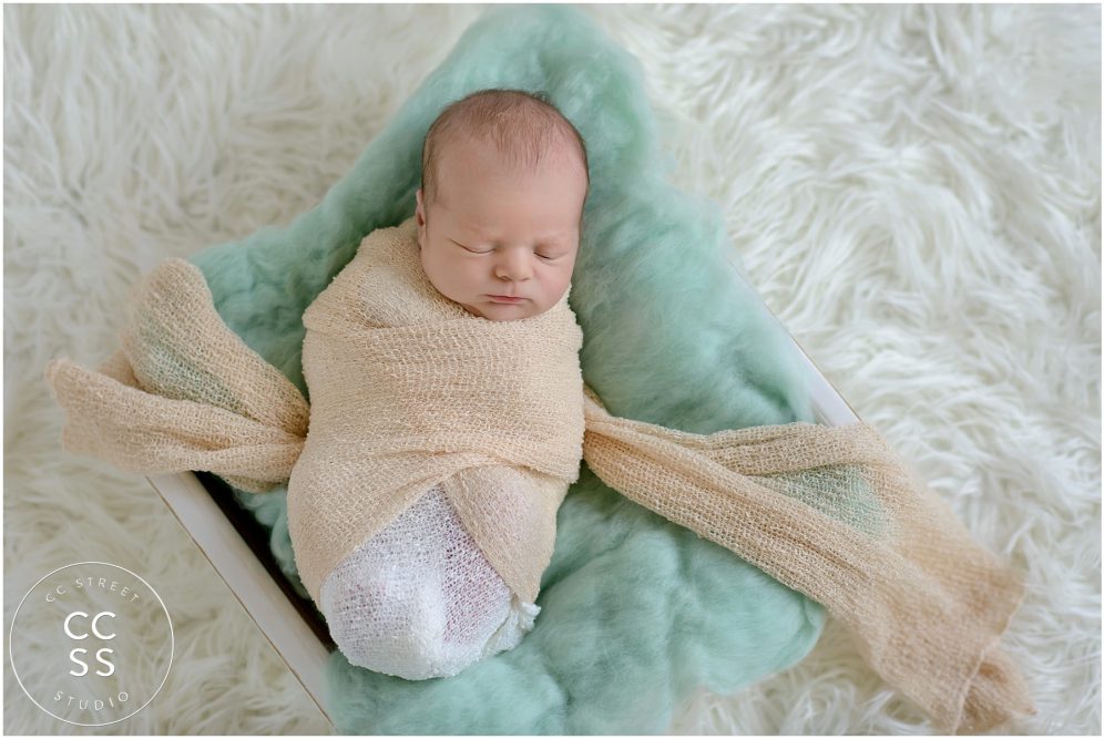 newborn-photographer