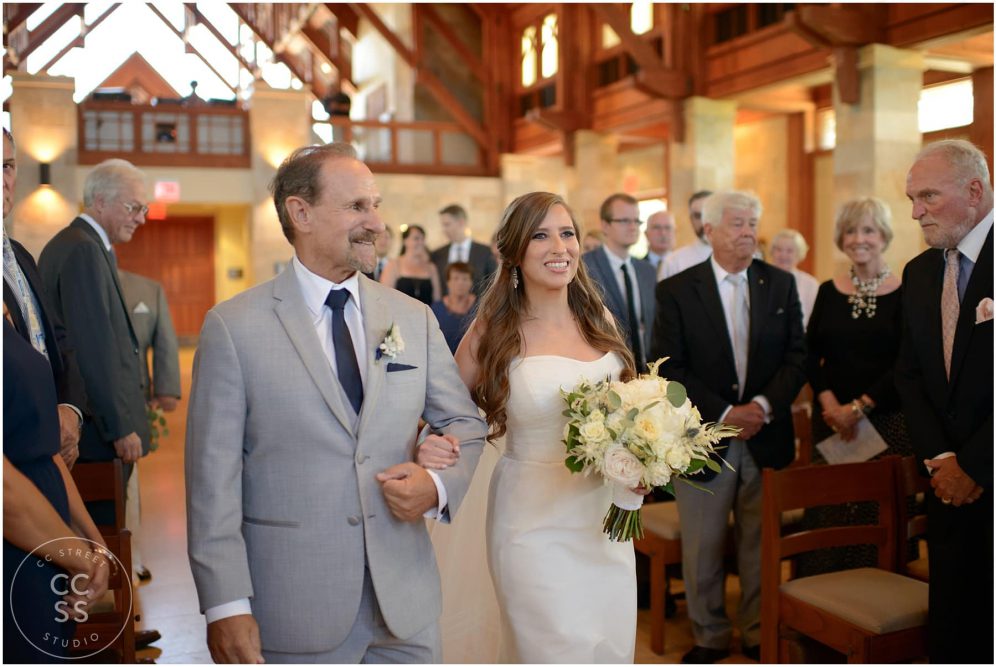 dad walking bride down the aisle